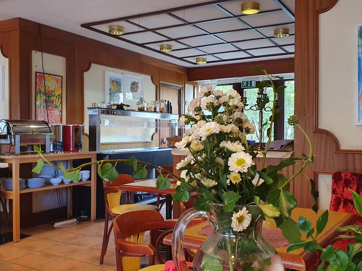 Nelssons Café Photos 2